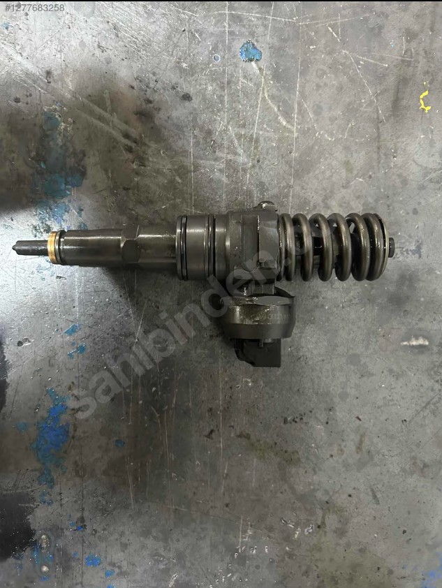 Volkswagen 1.9 Caddy Passat Jetta Çıkma Enjektör