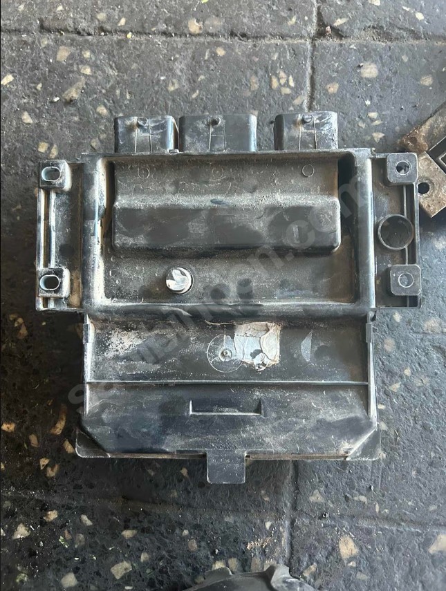 Renault Megane 2 1.5 Motor Beyni Çıkma Yedek Parça