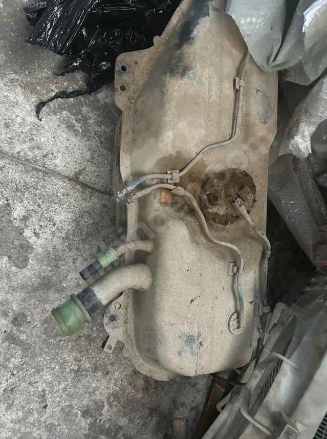 Fiat Albea Benzin Deposu Çıkma Yedek Parça
